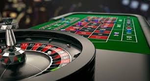 918cash Slots ဂိမ်းခန်း — Jackpot Reels ပတ်နေသော ရွှေရောင် Slot Machine